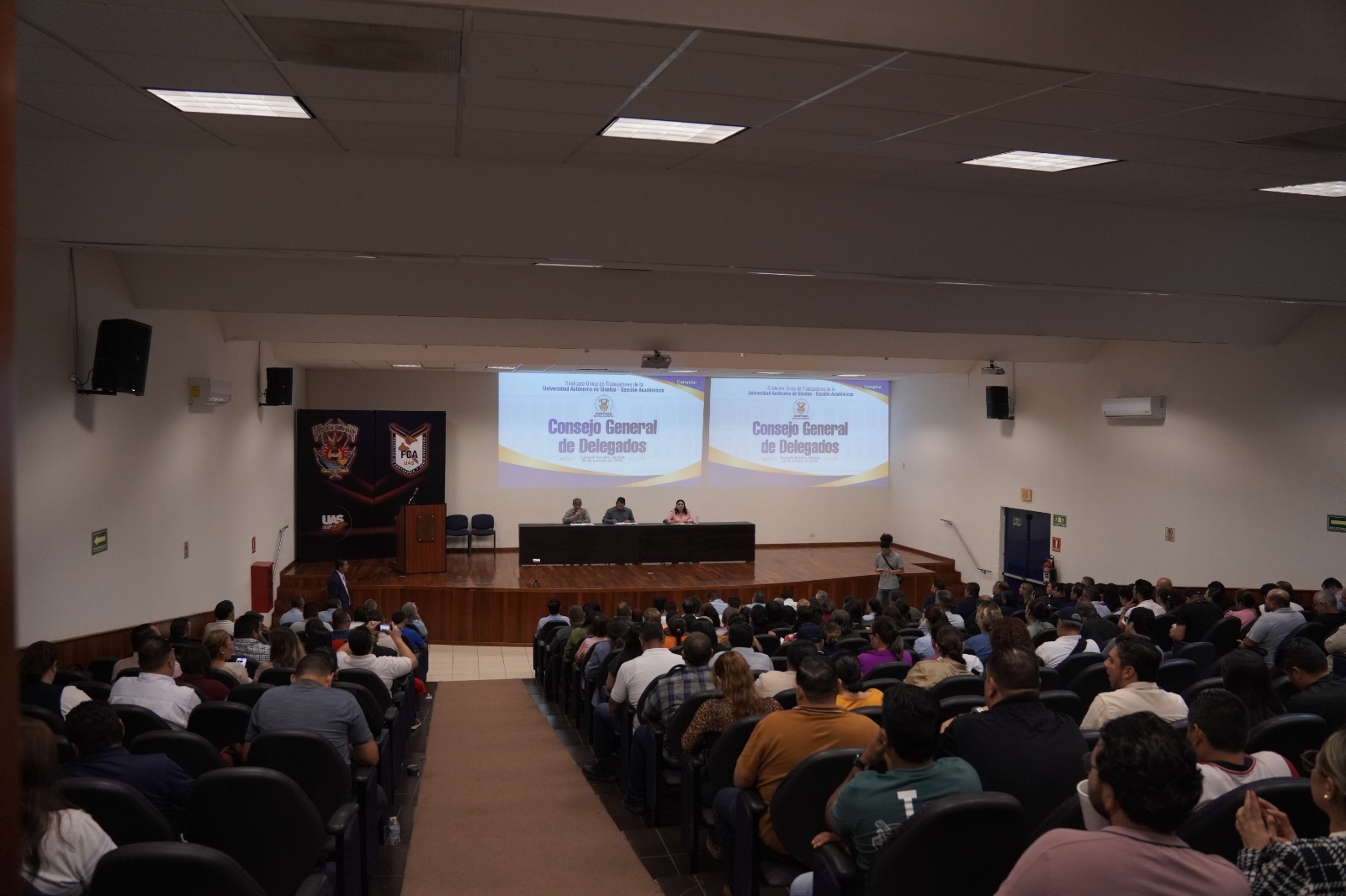 Dagoberto Guzmán es electo como nuevo dirigente del SUNTUAS Académicos
