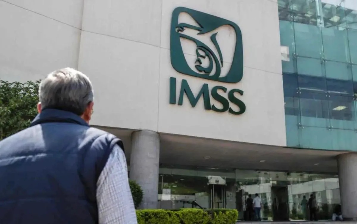 Fachada del IMSS