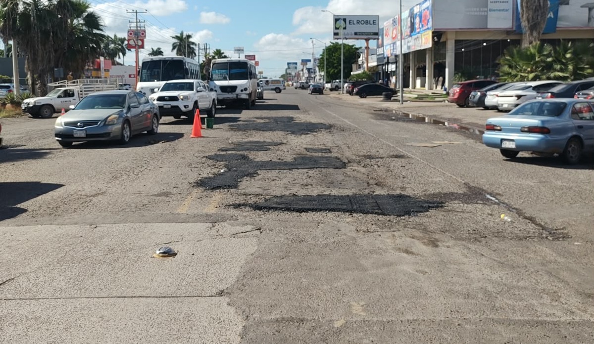 Falta de asfalto frena bacheo en Los Mochis