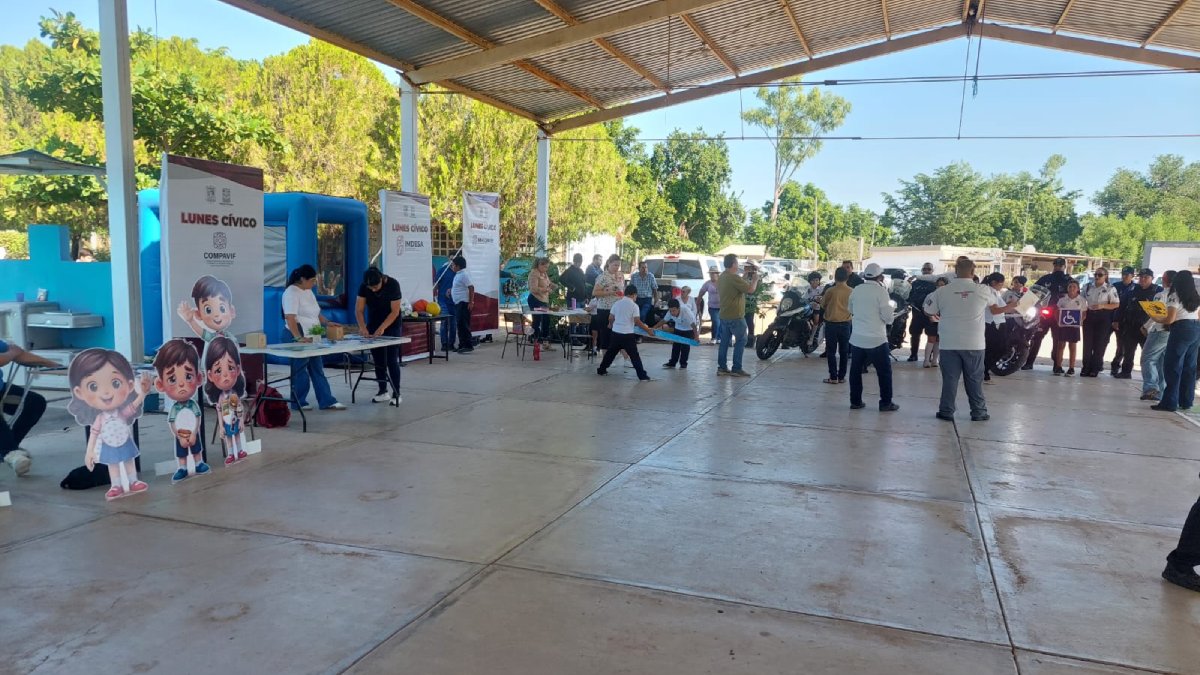 feria educativa en salvador alvarado escuela