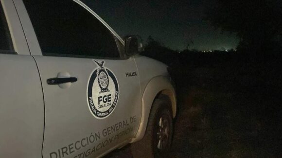 Una joven mujer que viajaba a bordo de una moto murió tras caer a un canal en la comunidad de Héroes Mexicanos, Juan José Ríos