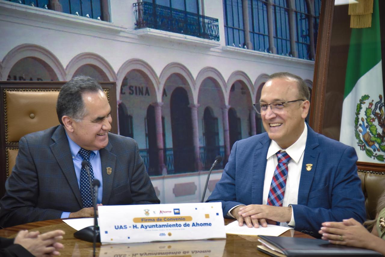 Firman convenio de colaboración Ayuntamiento de Ahome y UAS