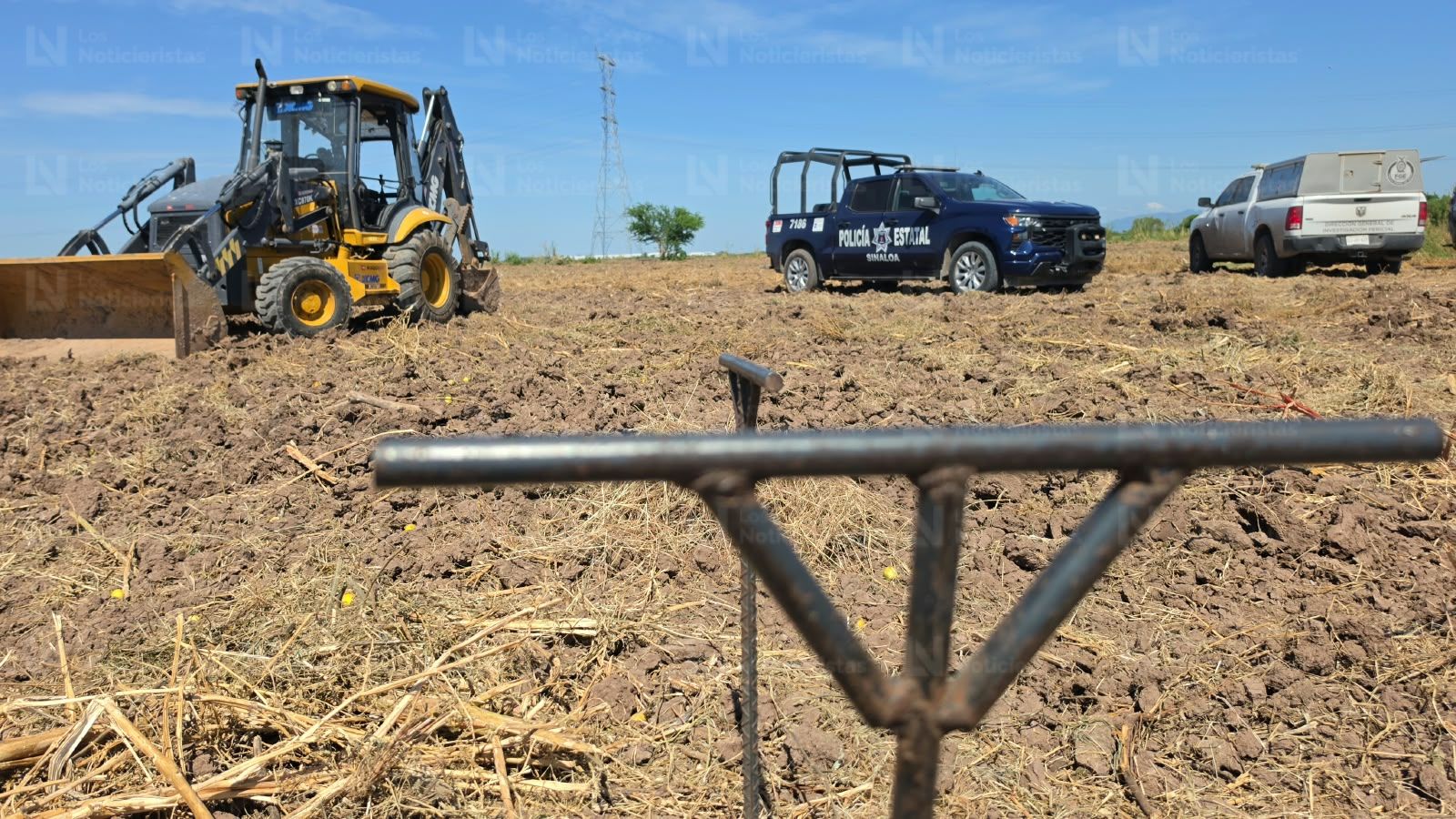 Encuentran fosa clandestina cerca del Campo Romero, Navolato,