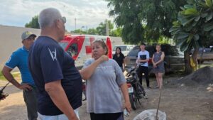 fuego arrasa con una vivienda en la colonia lopez vargas en juan jose rios lugara