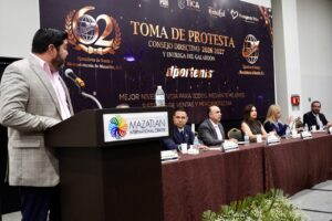Dportenis recibe Galardón Nacional al Ejecutivo Distinguido en Mazatlán, Sinaloa