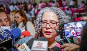 En Sinaloa, transportistas se unen a manifestación nacional sin bloqueos; reforma fiscal no impacta a todos, asegura gobernadora