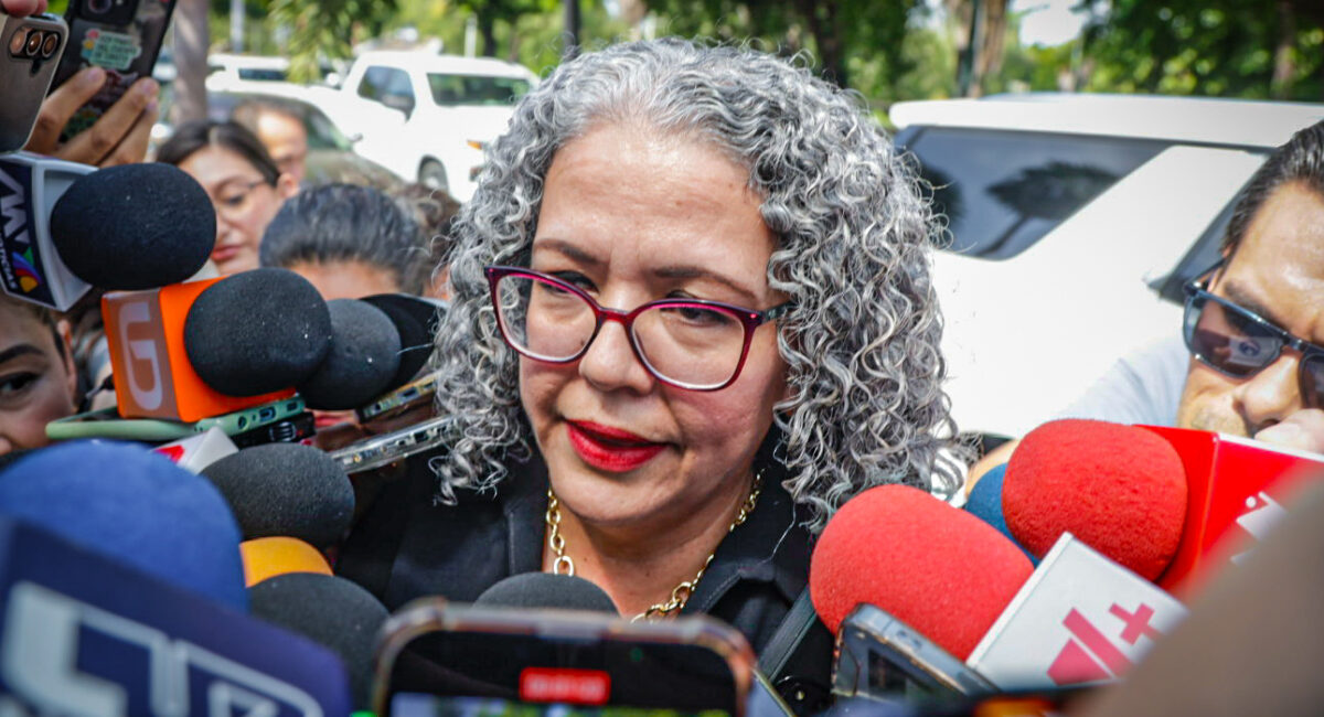 Graciela Domínguez destaca asistencia de 16 mil personas en juego de beisbol en Mazatlán; prevé recuperar la vida nocturna