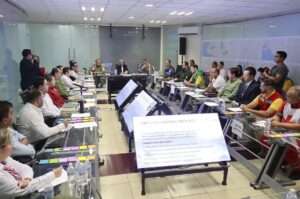 Reunión en el Centro Estatal de Operaciones para coordinar acciones ante ‘Simón’ en Sinaloa