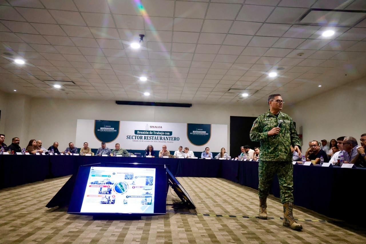 Graciela Domínguez sostiene encuentro con restauranteros en Mazatlán