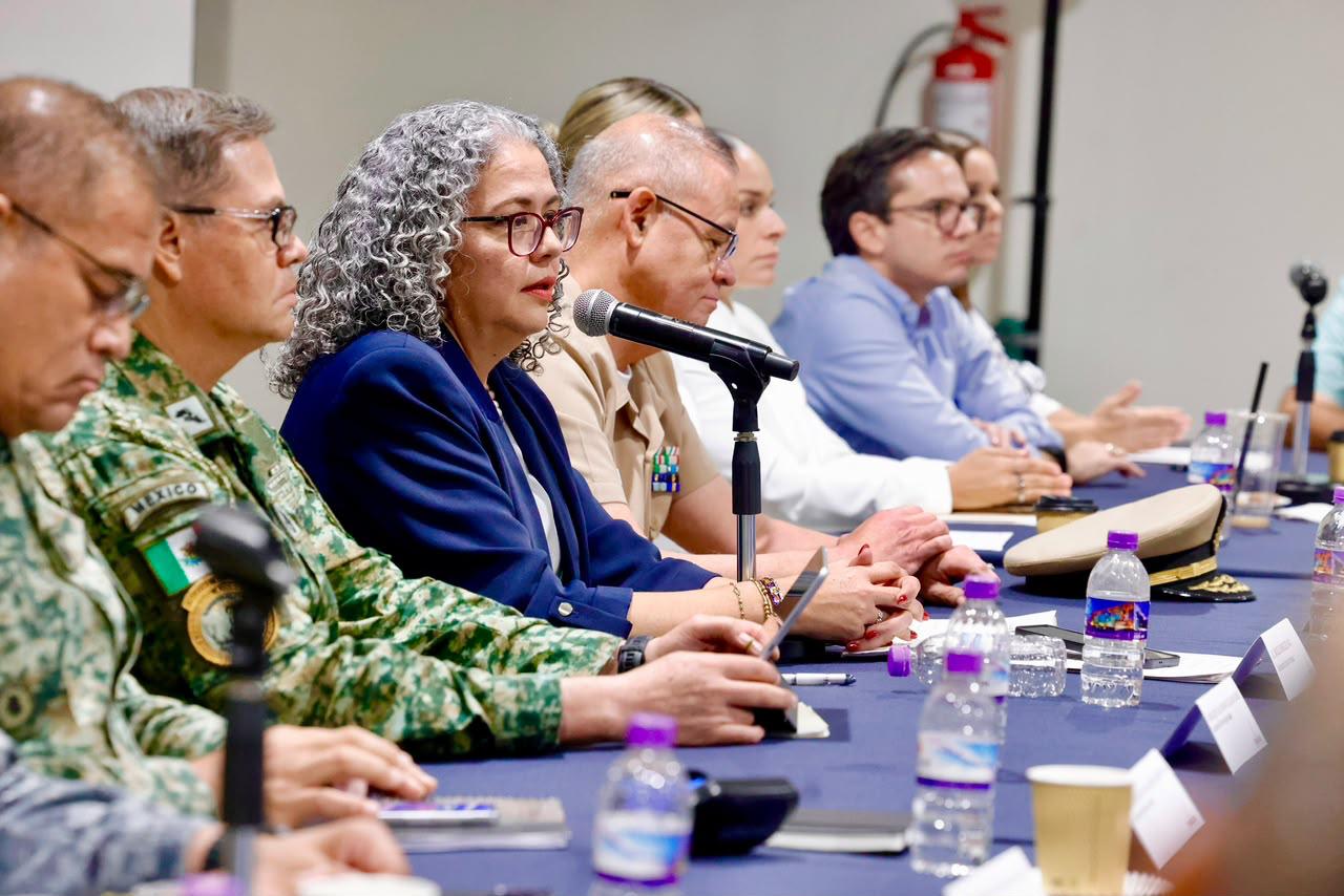 Graciela Domínguez sostiene encuentro con restauranteros en Mazatlán