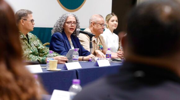 ‘Transitar hacia la paz’: gobernadora plantea diálogo permanente con restauranteros de Mazatlán, Sinaloa