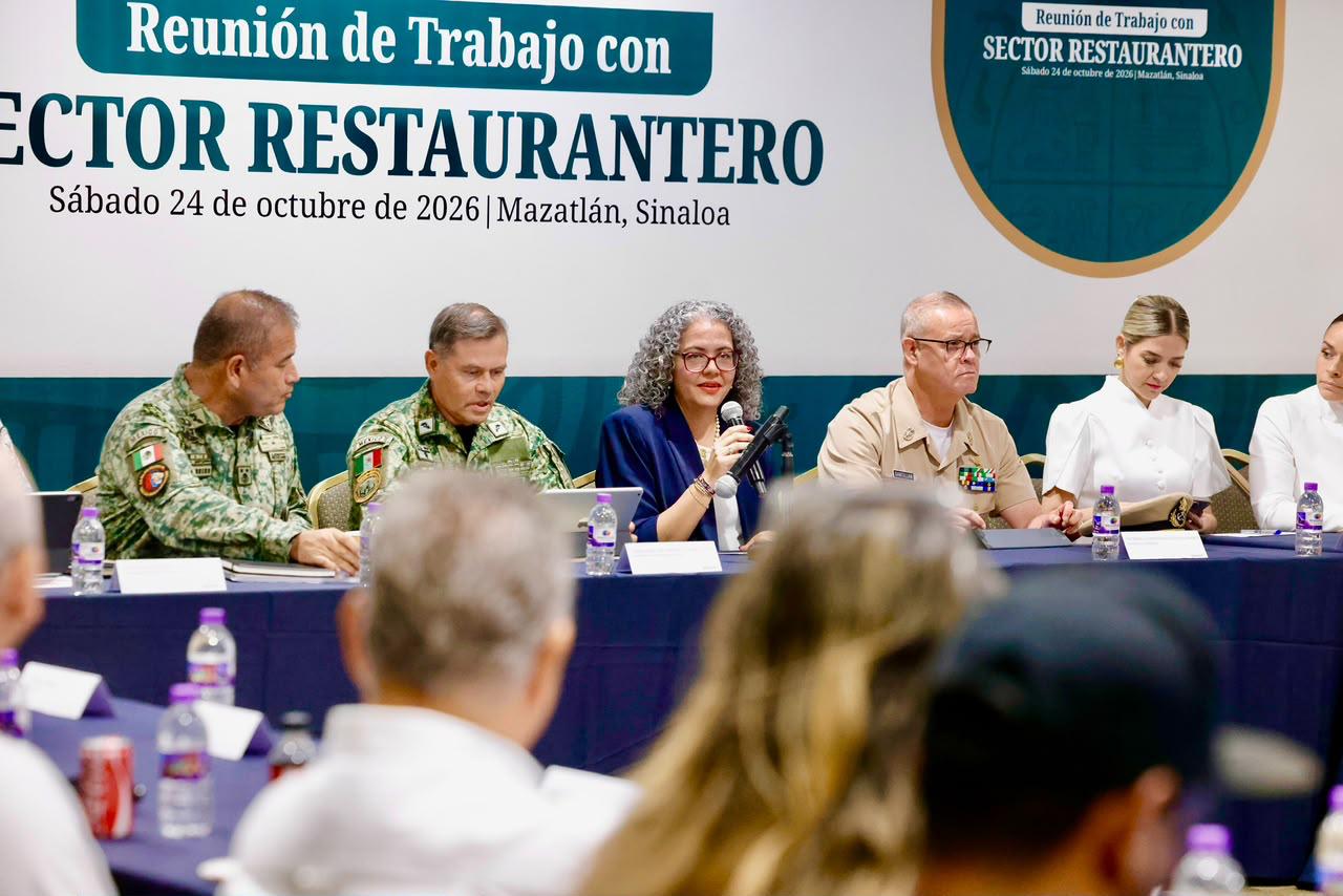 Graciela Domínguez sostiene encuentro con restauranteros en Mazatlán