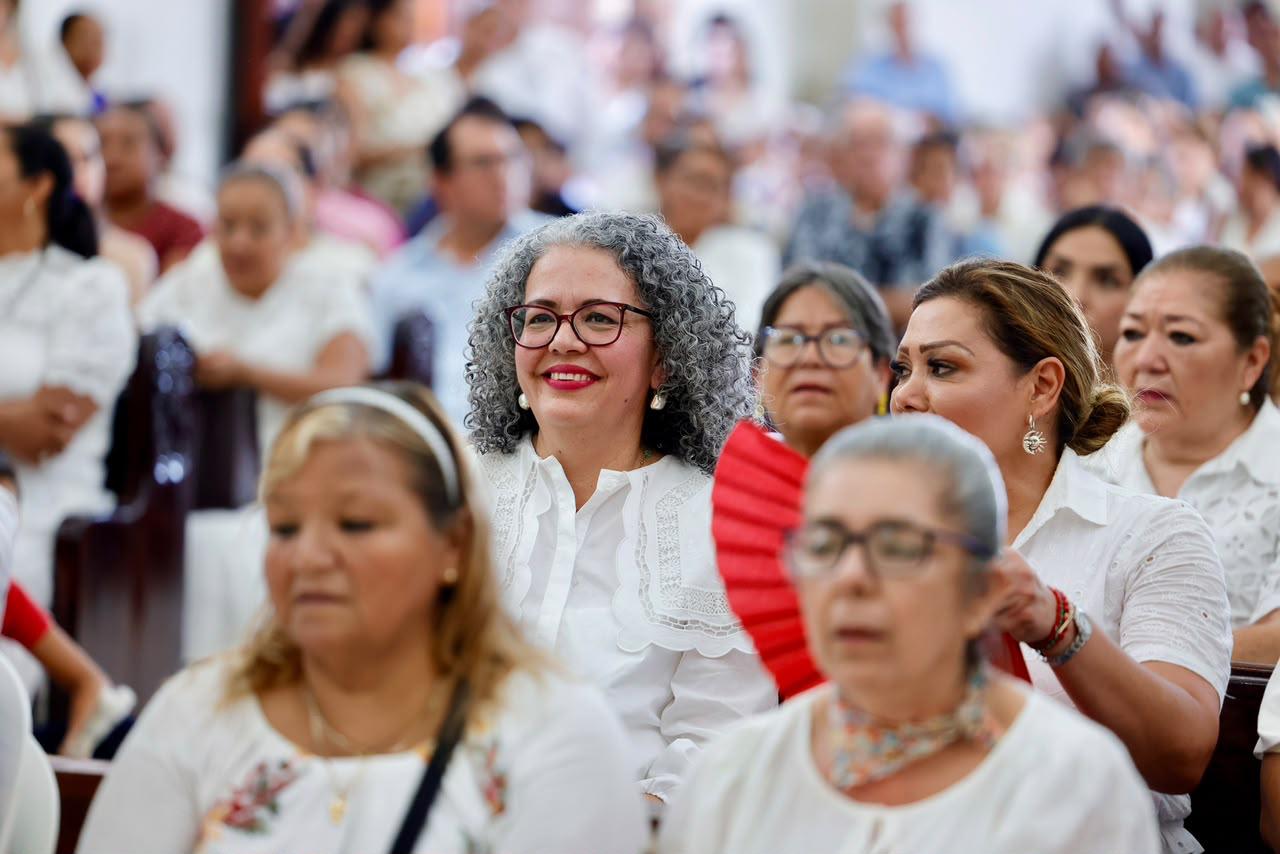 Graciela Domínguez en el festejo de la Virgen del Rosario
