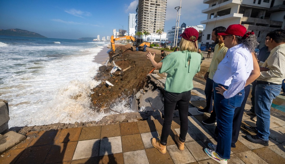 Graciela Domínguez recorre tramos dañados en Malecón de Mazatlán