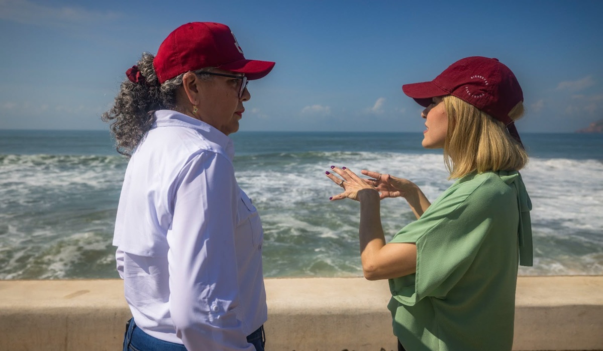 Graciela Domínguez recorre tramos dañados en Malecón de Mazatlán