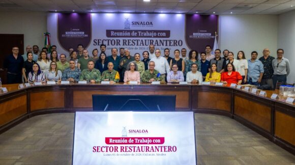 Graciela Domínguez se reúne con restauranteros para analizar la estrategia de seguridad que se implementa en Culiacán