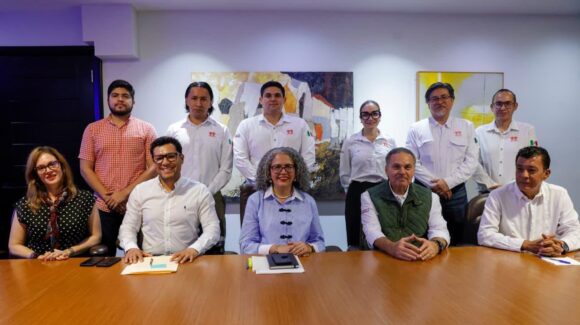 Gobernadora Graciela se reúne con el director nacional de Infonavit; prevén 50 mil Viviendas del Bienestar en Sinaloa
