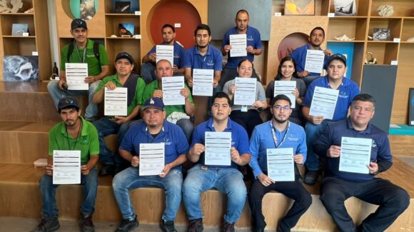 Gran Acuario Mazatlán, Sinaloa, certifica a 76 trabajadores para prevenir accidentes laborales