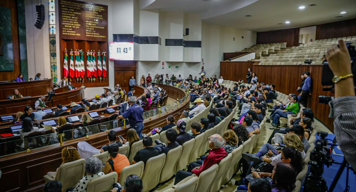 Congreso de Sinaloa aprueba dictamen para reconocer jurídicamente los derechos de las personas de la comunidad LGBTTIQ+