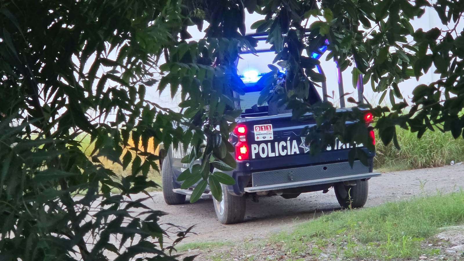 Hallan a hombre sin vida en arroyo de aguas pluviales en Culiacán, Sin.