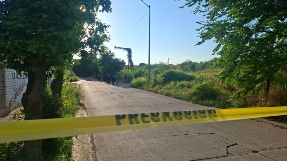 Localizan a un hombre sin vida en Villa Verde, en Mazatlán, Sinaloa; investigan posible ataque a balazos