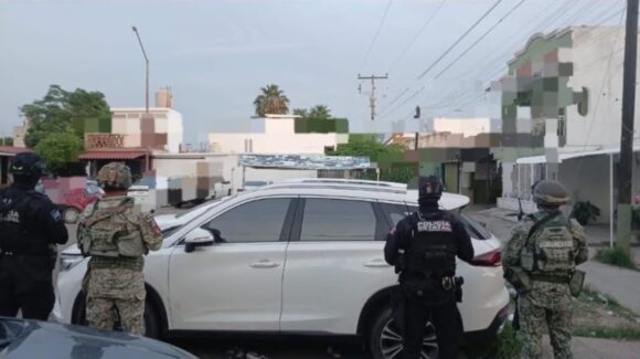 Hallan camioneta Dodge con número de serie alterado en Infonavit Jabalíes, en Mazatlán, Sinaloa
