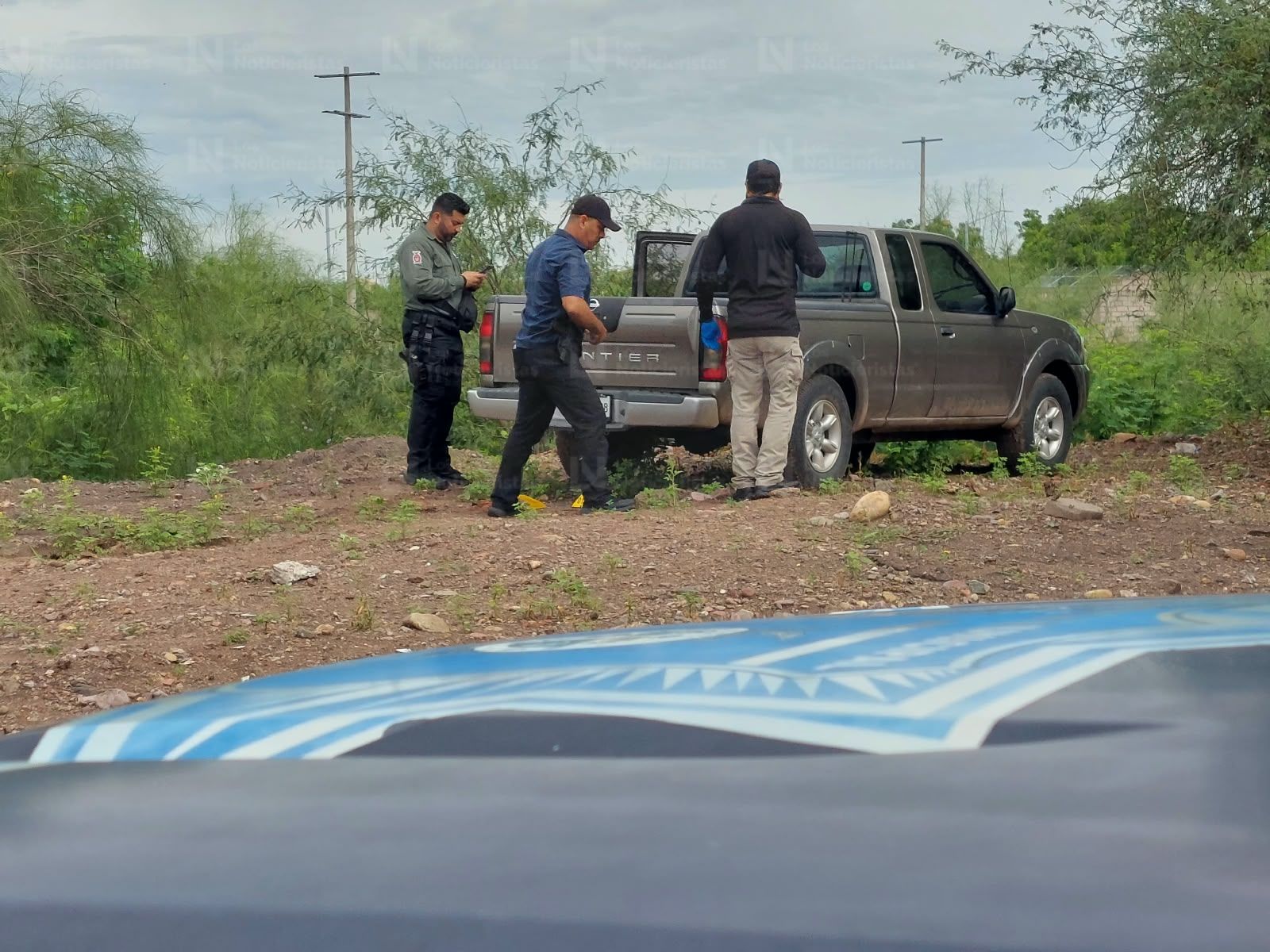 Localizan a hombre sin vida dentro de camioneta en Guamúchil