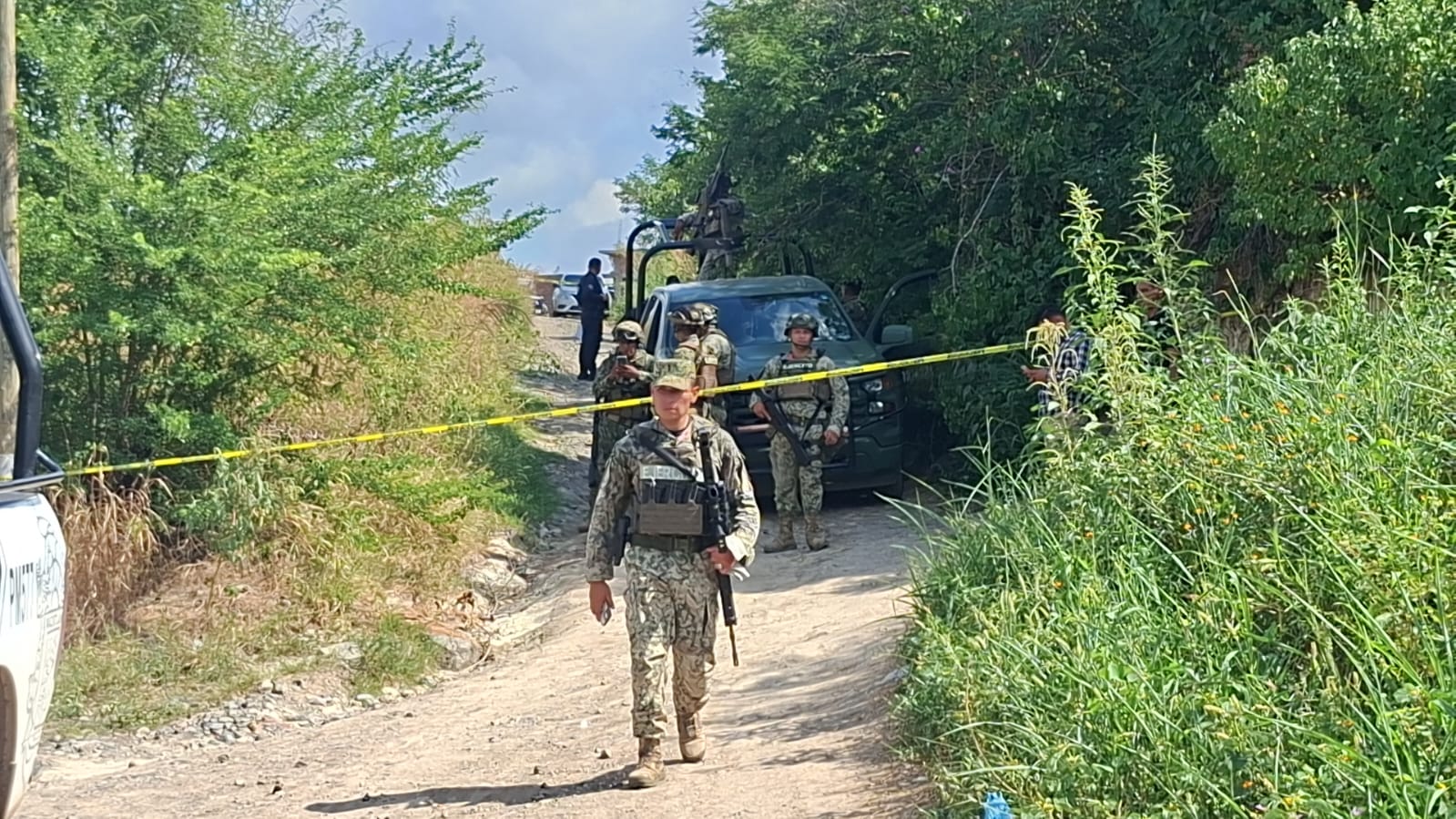 Localizan dos cuerpos en avanzado estado de descomposición en cerro de Lomas del Ébano, en Mazatlán
