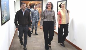 Harfuch evalúa operativos de seguridad y resultados en visita a Sinaloa; revisa C4 y terreno para nuevo penal
