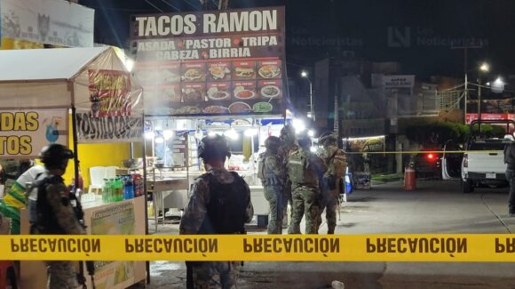 Ejecutan a balazos a dueño de taquería ubicada cerca del Malecón de Mazatlán, Sinaloa
