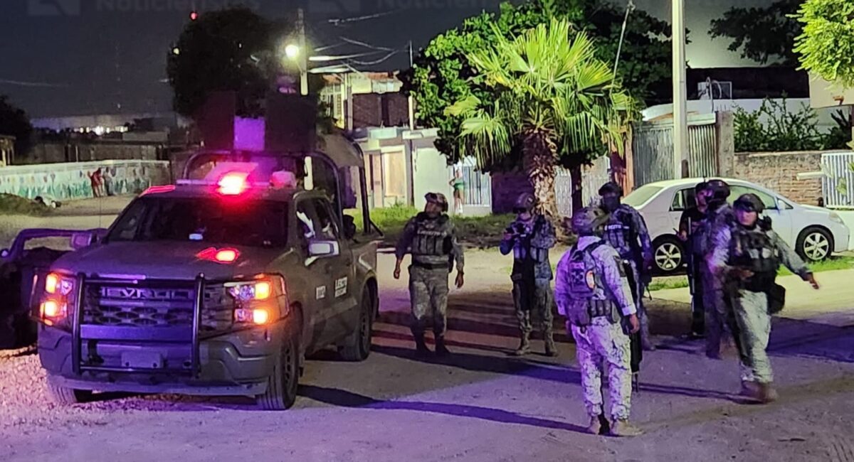 Atacan a balazos a un hombre afuera de una tienda en la colonia El Vallado Viejo, en Culiacán, Sinaloa