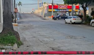 Hallan a un hombre muerto en plena banqueta de Palos Prietos, en Mazatlán, Sinaloa