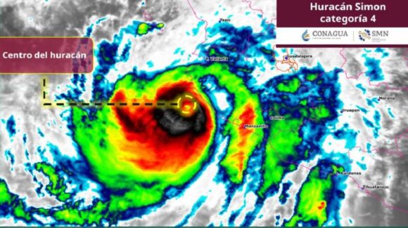 Huracán ‘Simón’ bordea las costas de Jalisco y mantiene su trayectoria hacia el noroeste rumbo a Sinaloa