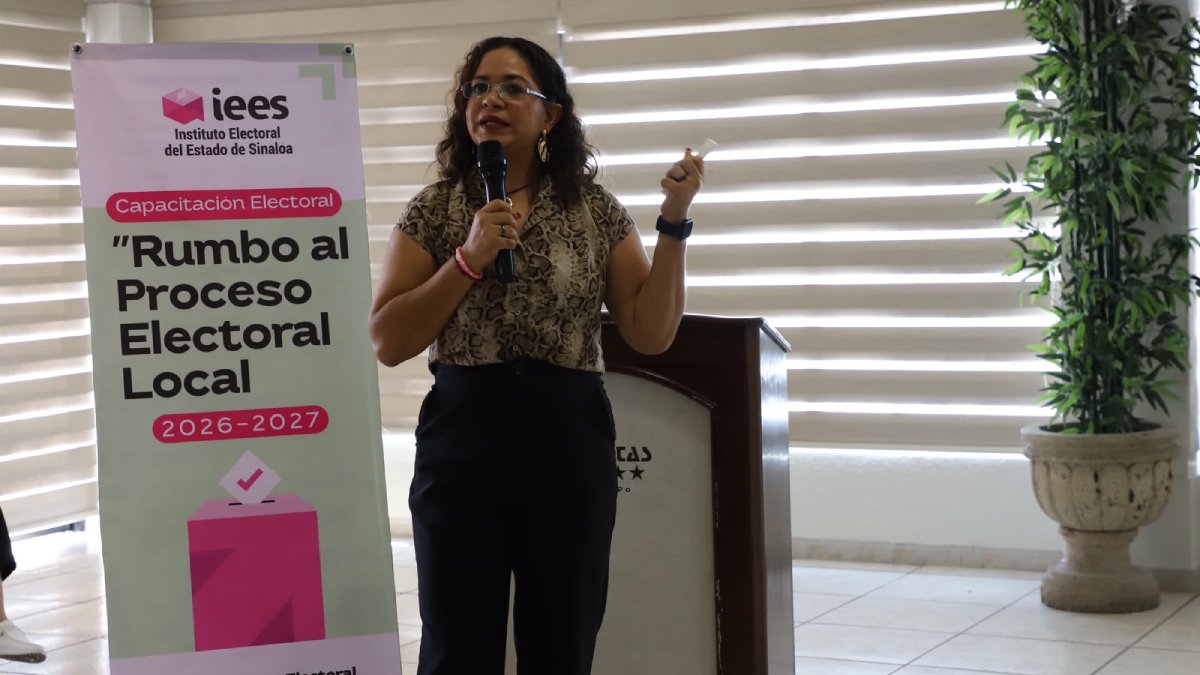 iees capacita a ciudadanos en mazatlan tras elecciones lentes