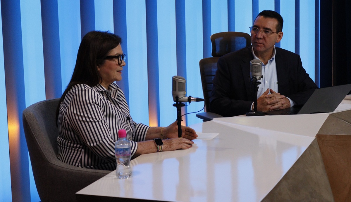 Imelda Castro en entrevista con Luis Alberto Díaz