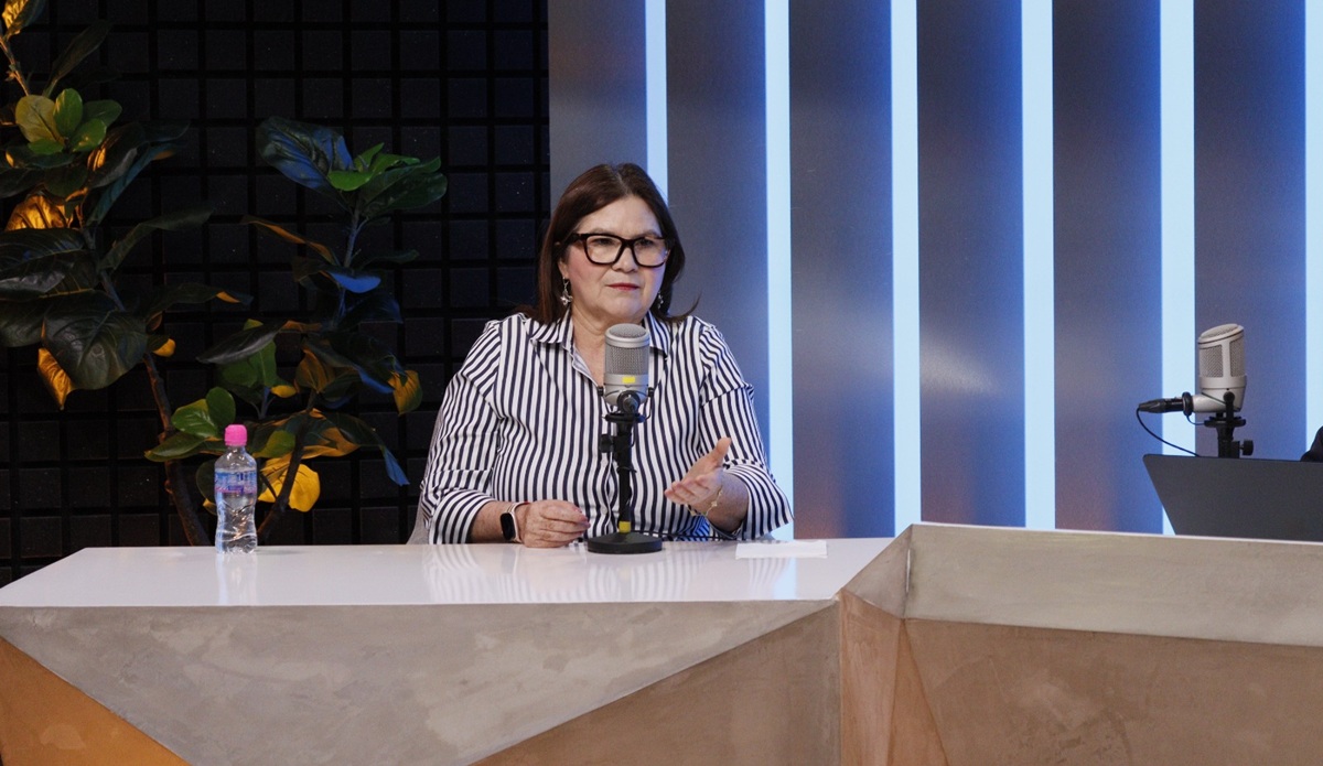 Imelda Castro en entrevista con Luis Alberto Díaz