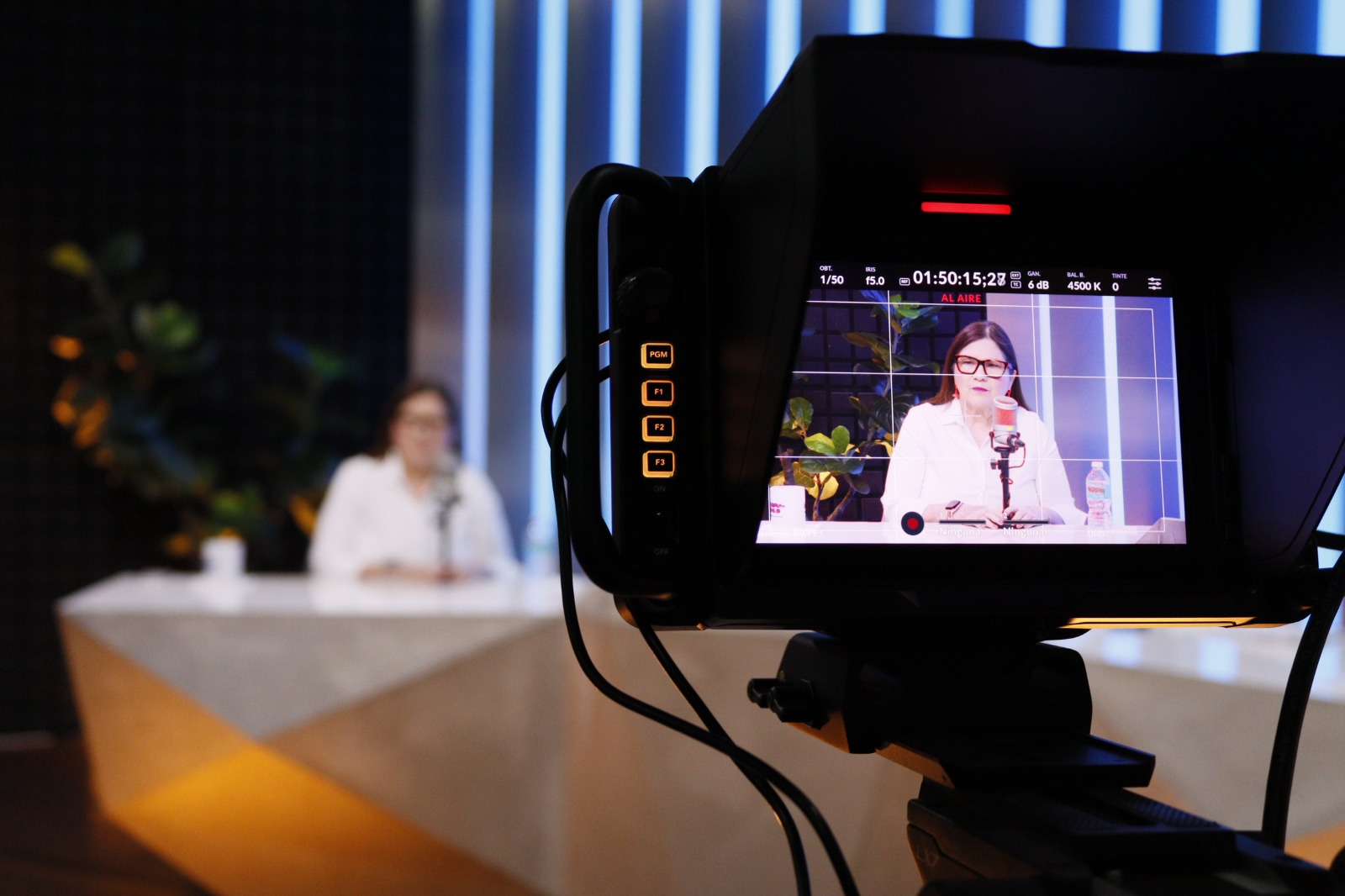 Imelda Castro en entrevista con Luis Alberto Díaz