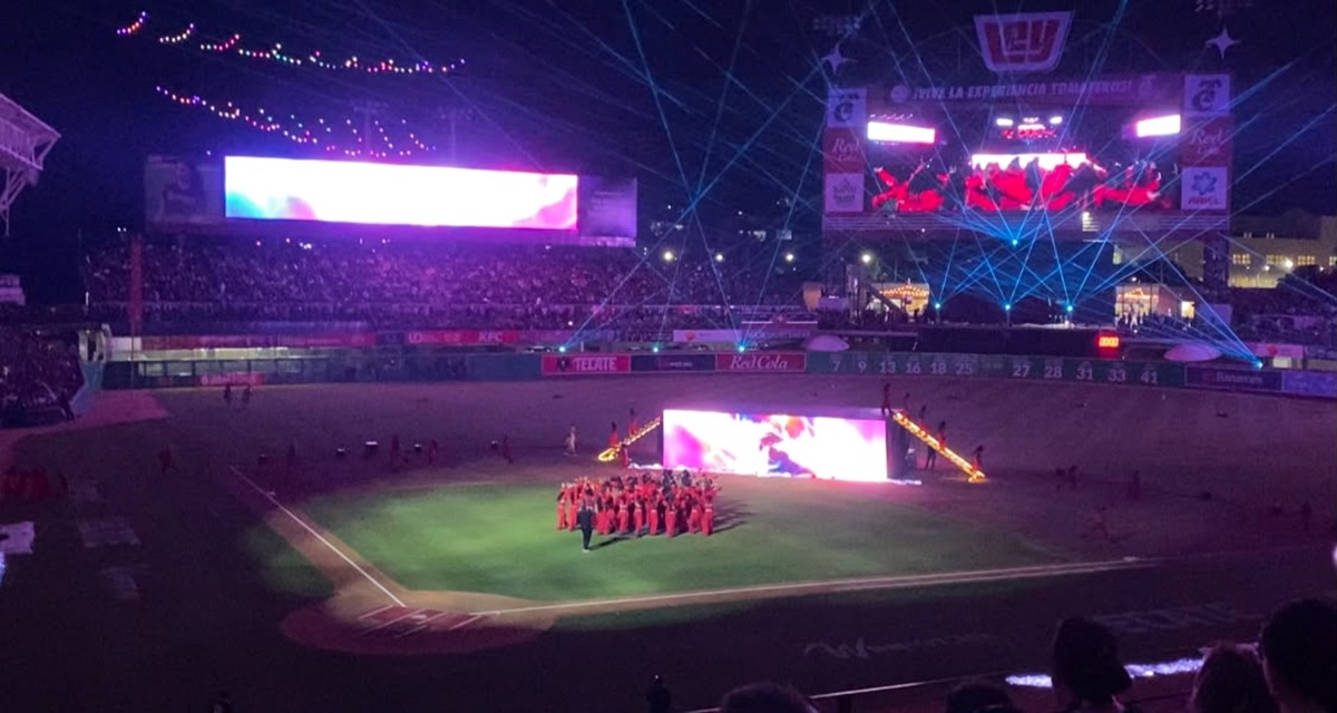 Inauguración de temporada de Tomateros de Culiacán
