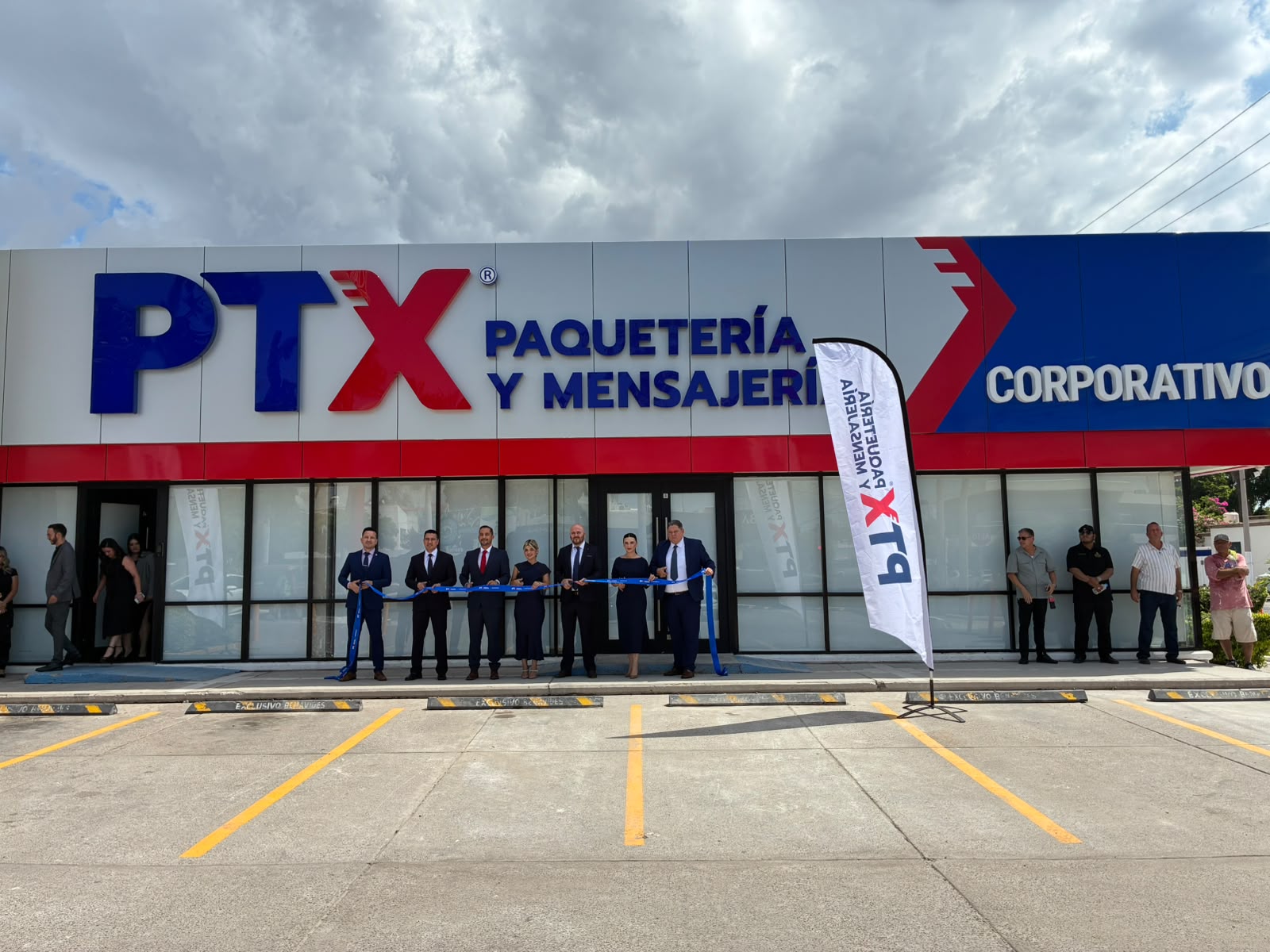Inauguran oficinas de PTX Paquetería y Mensajería en Los Mochis