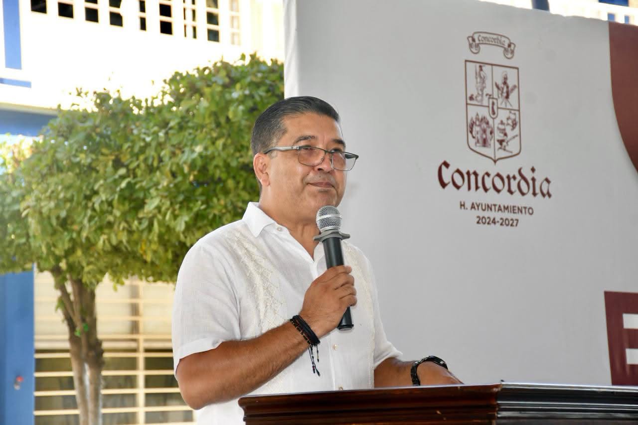 Inauguran techumbre en Preparatoria Concordia de la UAS