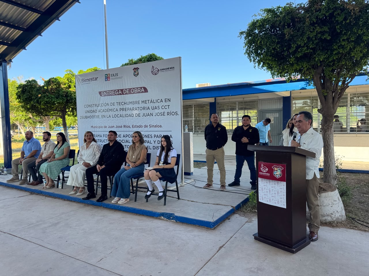 Inauguran techumbre en prepa de la UAS en Juan José Ríos
