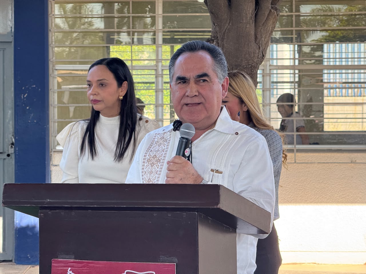 Inauguran techumbre en prepa de la UAS en Juan José Ríos
