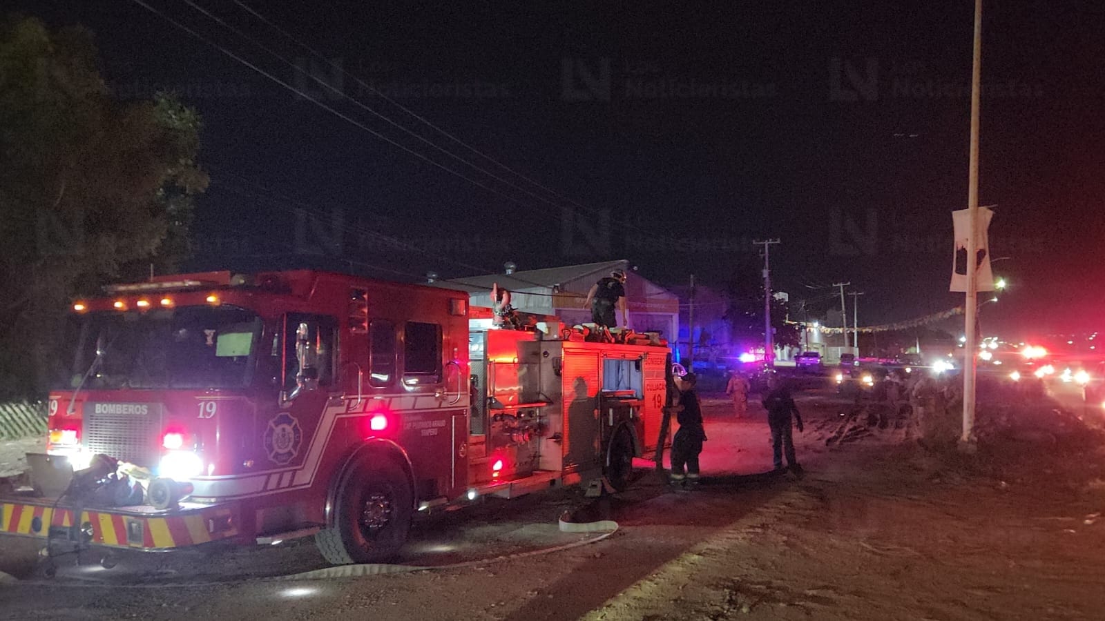 Incendio en bodega sobre La Costerita, Culiacán