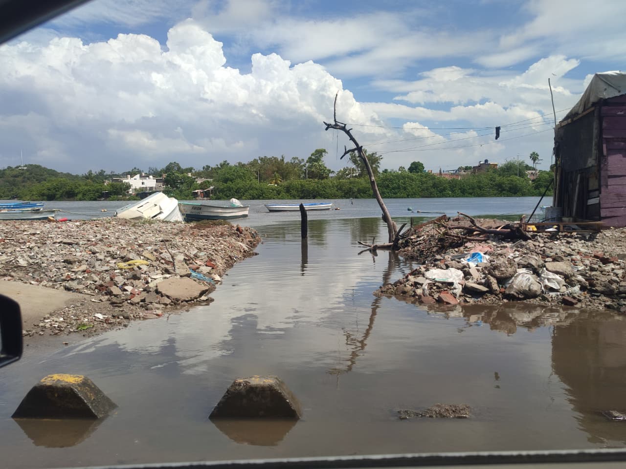 Incremento en el estero y marisma del Infiernillo, en Mazatlán, por Simón