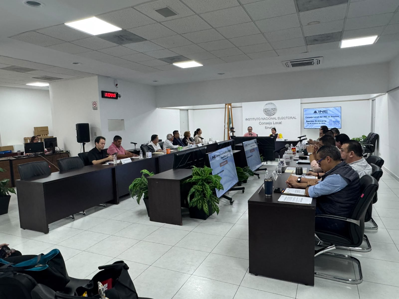INE se prepara para el proceso electoral 2026-27