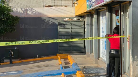 Intentan asaltar un Oxxo en la colonia López Mateos, Culiacán; hay dos detenidos, uno herido