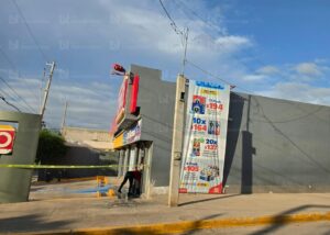 Intentan asaltar un Oxxo en la colonia López Mateos, Culiacán; hay dos detenidos, uno herido