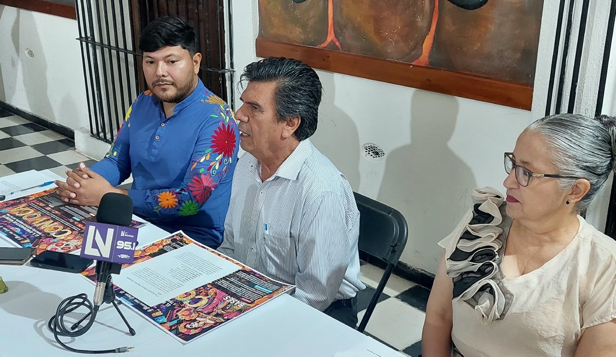 Invitan a concurso de altares, catrinas y Festival del Globo, en Mocorito
