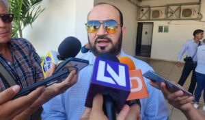 Fiscalía de Sinaloa aún espera la denuncia oficial del pleito de jóvenes macheteros en El Jitzámuri, en Ahome