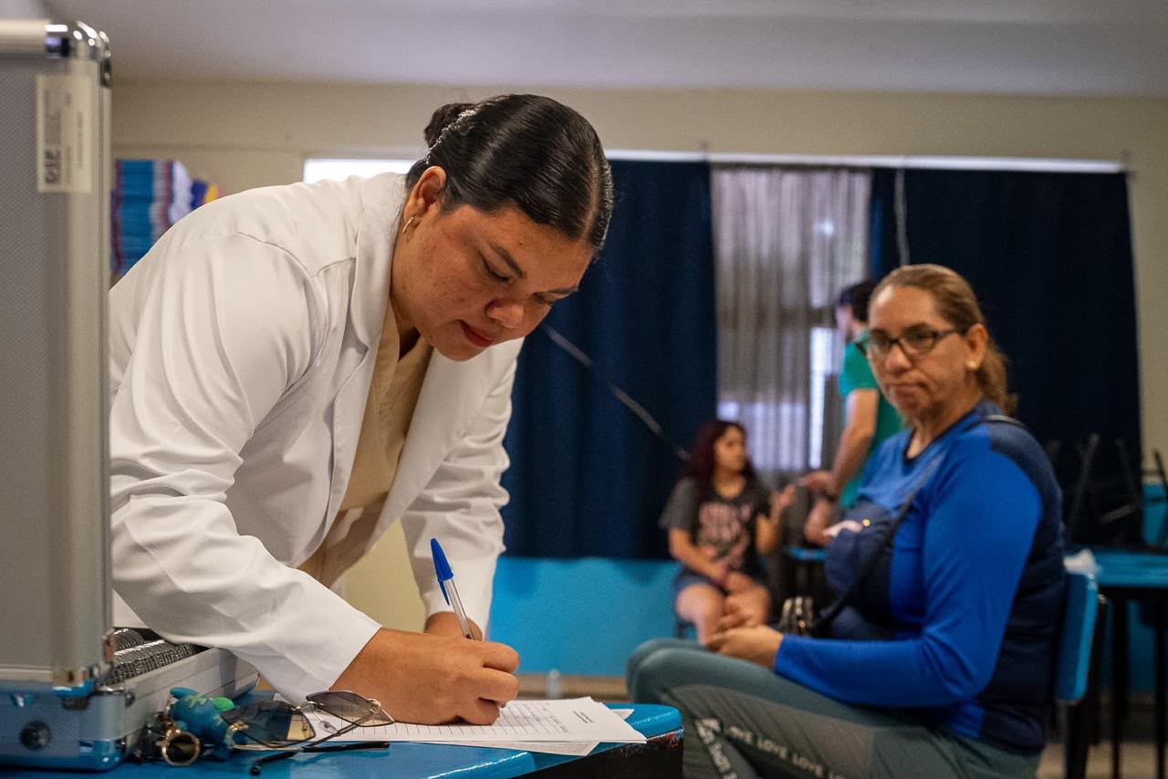 Jornada de Salud y Servicios en Alturas del Sur, en Culiacán